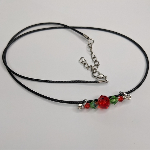 Merry Christmas Holiday Necklace Red Green Glass Beads Simple Sweet Handmade - Picture 1 of 12